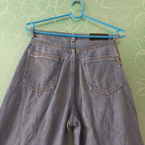 Blue Baggy Jeans