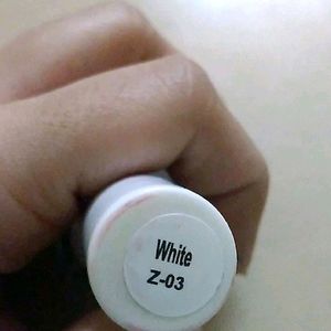 WHITE NAILPOLISH