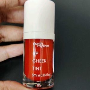 Earth Rhythm Lip And Cheek Tint ( Shade - Cherry)