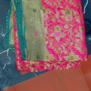 Saree And Baby Pink Multicolored Kashmiri