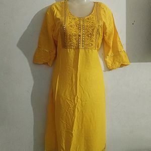 NEW KURTI NEVER USED A ONCE