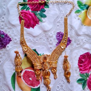 Beautiful Golden Jewellery Set 😍😍