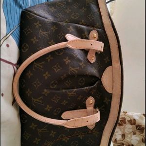 Louis Vuitton AUTHENTIC (Coded)