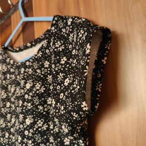 Floral Printed Black & White Top (Women)