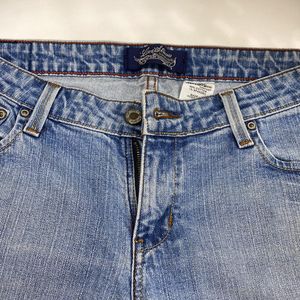 A Light Denim Shorts