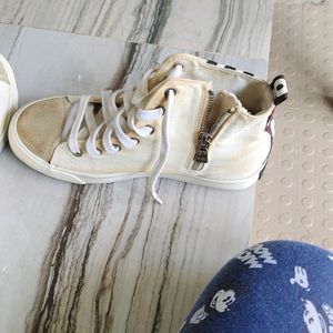 Trendy Zipper Shoes