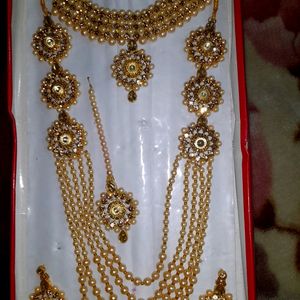 Golden Jewellery Sets (Two Neckpieces One Pair Of