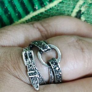 Brand New W/O Tag Embellished Ring