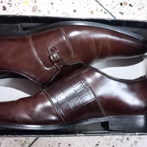 Salvatore Ferragamo Leather Shoes For Men, Size 8