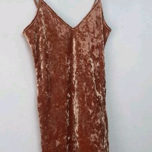 Forever 21 Velvet Strechable Dress.