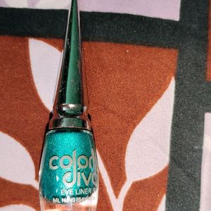 Blue And Green Glitter Eyeliner