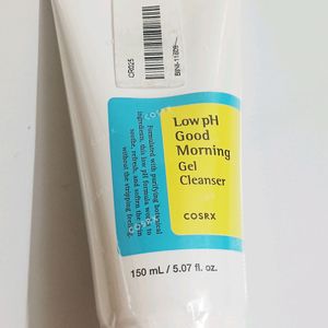 COSRX  Low pH Good Morning Gel Cleanser