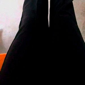 BLACK TROUSERS/PANTS