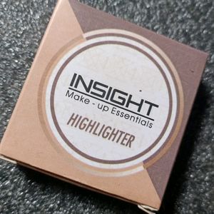 INSIGHT cream Highlighter