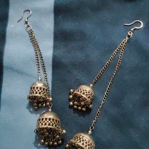 Jhumkas