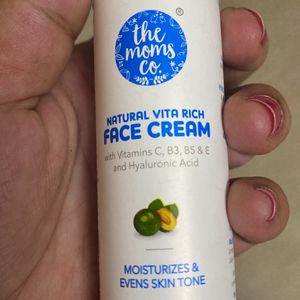 The Moms Co. Face Cream