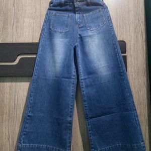 Front Pocket Women Jeans