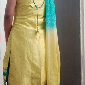 Kurti Set