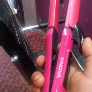 Nova hair straightener