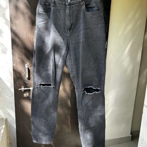 Knee Cut Trendy Charcoal Black Jeans