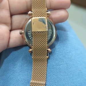 Rose Gold Magnetic Band Watch