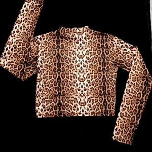 Cheetah Printed Crop Top