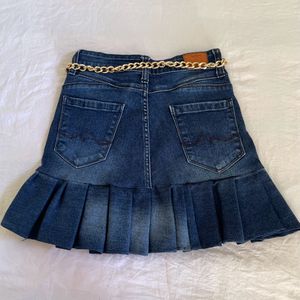 Highrise pleated Blue denim skirt By Pepe Jeans