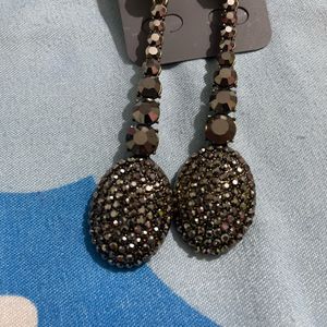 Black Shinny Earings