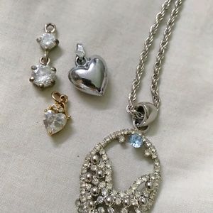 Elegant Pendents And Chain