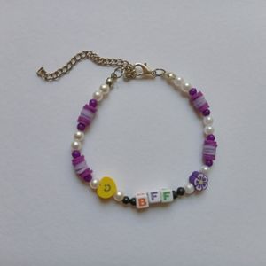 BRACELET **