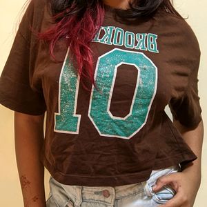 Beautiful Brown Crop Tshirt 🤎🤍