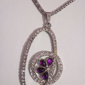 Silver Pendant Necklace With Earring