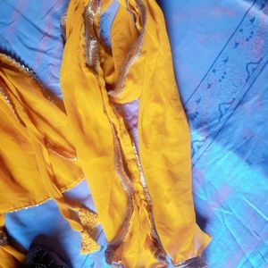 Girls Yellow Gharara Set For  4 To 6 Year Girl