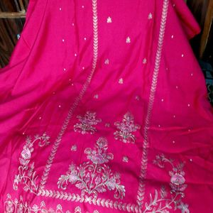 Majenta clr embroidery work or sippi paip jari