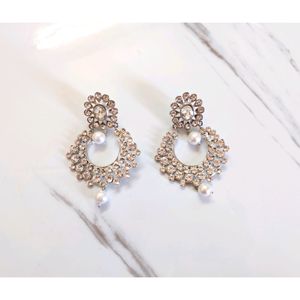 ✨Radiate Brilliance: Diamond Statement Earrings 💎