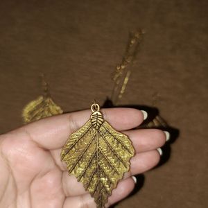 Gold Brass Earrings And Pendant Set