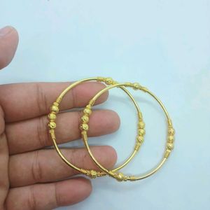 Brand New Bangle Set With Pod Courier Bags Free