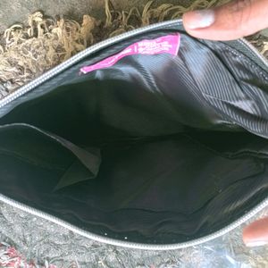 Lakme Pouch