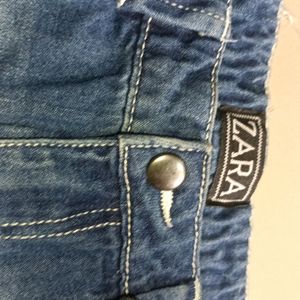 New Unused Zara Short