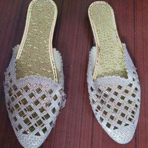 Fancy Rose Gold Flat Jutti For Woman