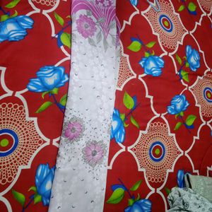 Printed Saree With Blouse Piece