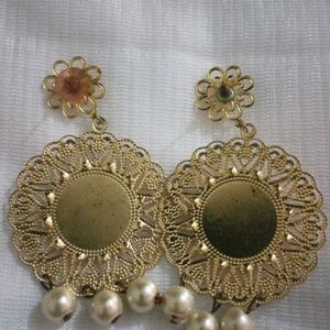 Golden Pearl Earrings