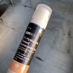 Derma Co Tinted sunscreen