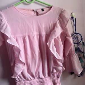 pink top,