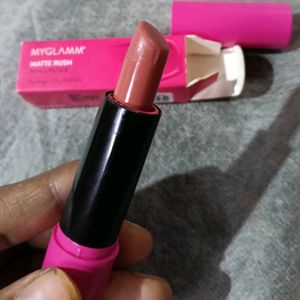 Myglamm Matte Rush Mini Lipstick