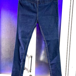 Elastic Jeans From Upper Portion Blue Colour Jeans Size XL