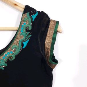 Women Black & Green Embroidery Selwar Set