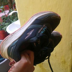 Asian Shoes Size 4