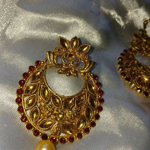 Maangtika and Earring Set