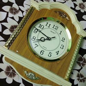 Wall Clock (Need Little Repair)